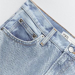 VIRAL SOLD OUT Zara RHinestoneLight Blue Straight Leg Jeans